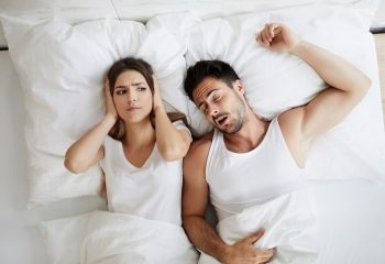 關注打鼻鼾是由什麼原因造成